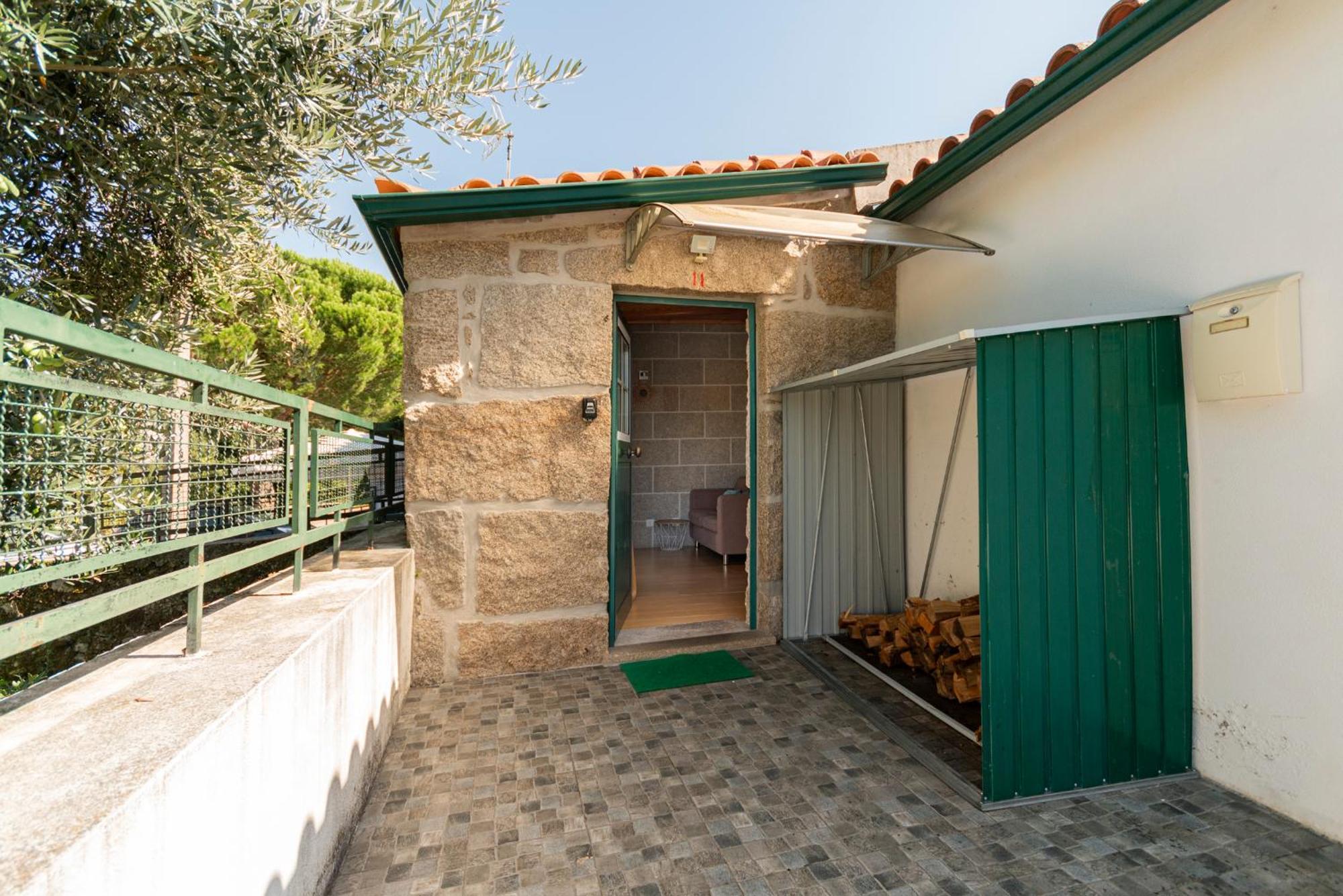 Casa Rustica T2 Com Salamandra E Cozinha - Seia - Serra Da Estrela - Casa Do Loureiro II Zewnętrze zdjęcie
