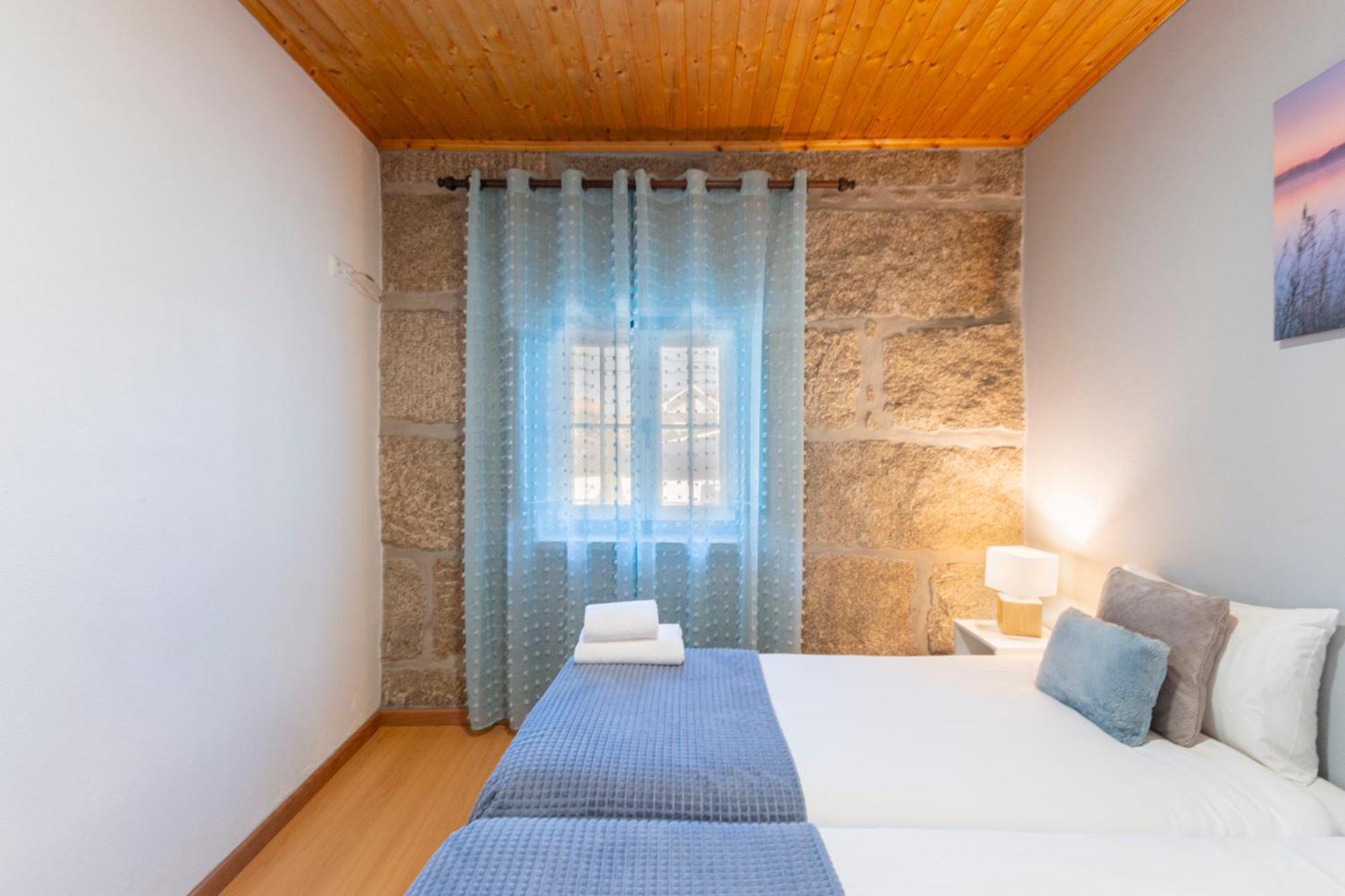Casa Rustica T2 Com Salamandra E Cozinha - Seia - Serra Da Estrela - Casa Do Loureiro II Zewnętrze zdjęcie
