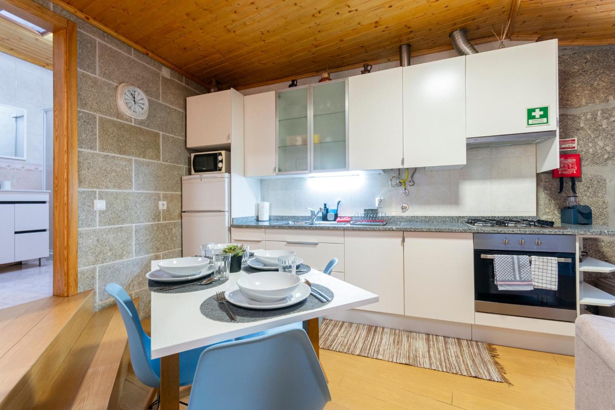 Casa Rustica T2 Com Salamandra E Cozinha - Seia - Serra Da Estrela - Casa Do Loureiro II Zewnętrze zdjęcie